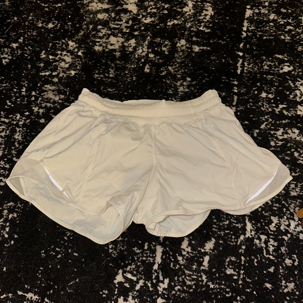 Lulu Lemom Hotty Hot shorts